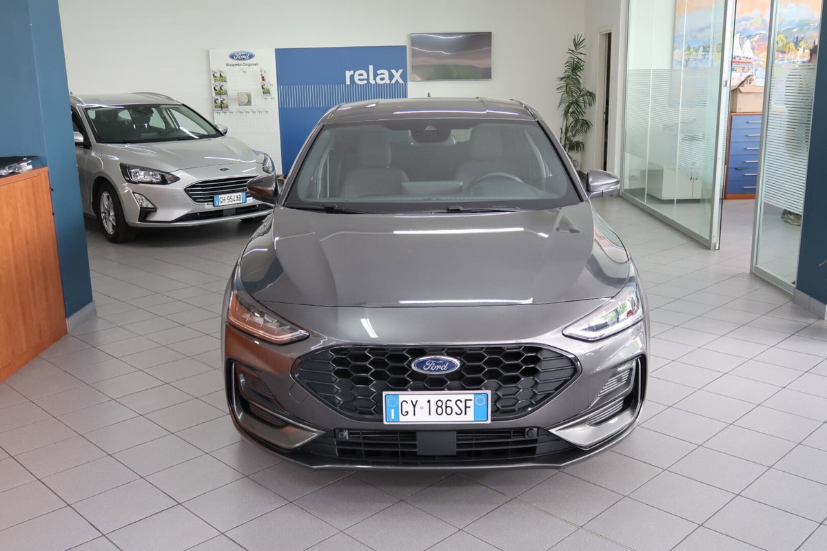 Ford Focus 1.0 EcoBoost Hybrid 125 CV Power. 5p. ST-Line Design (2)