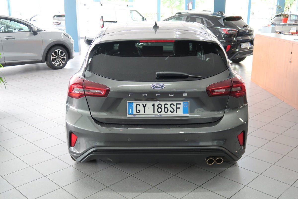 Ford Focus 1.0 EcoBoost Hybrid 125 CV Power. 5p. ST-Line Design (6)