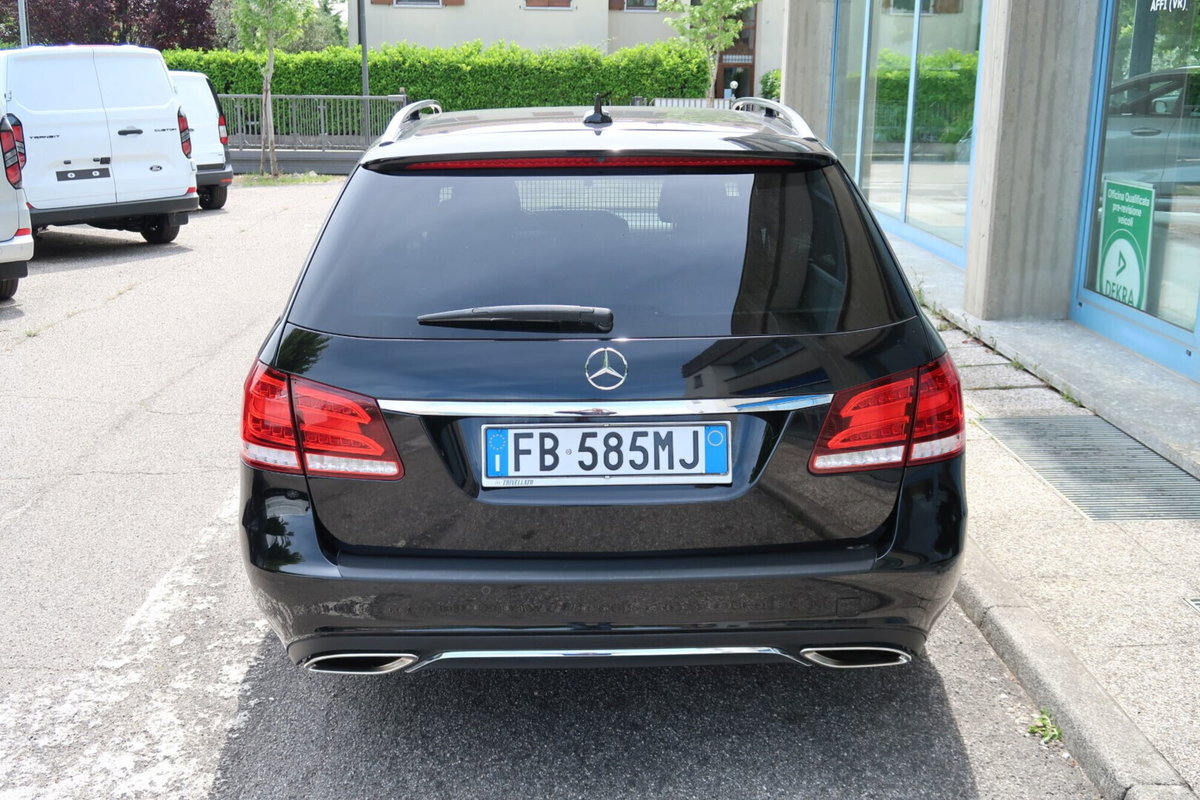 Mercedes-Benz Classe E Station Wagon 220 BlueTEC 4Matic Automatic Executive (6)