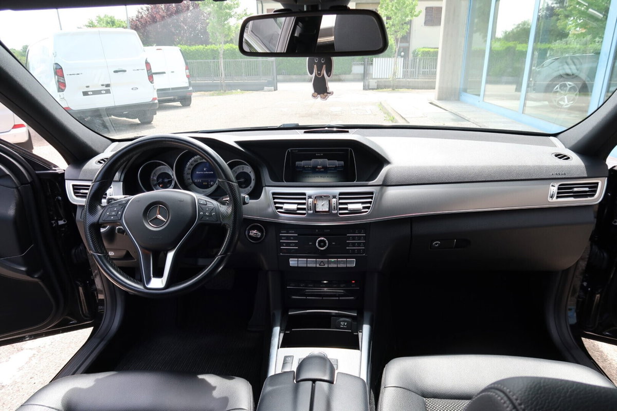 Mercedes-Benz Classe E Station Wagon 220 BlueTEC 4Matic Automatic Executive (7)
