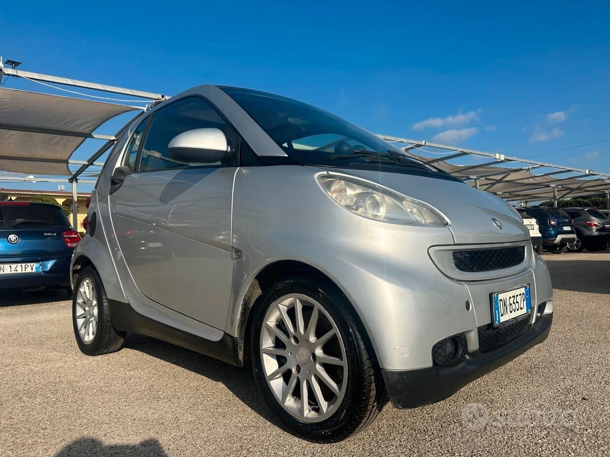 smart Fortwo 1000 52 kW MHD coupé pure