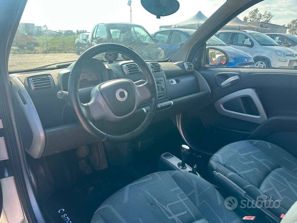 smart Fortwo 1000 52 kW MHD coupé pure (12)