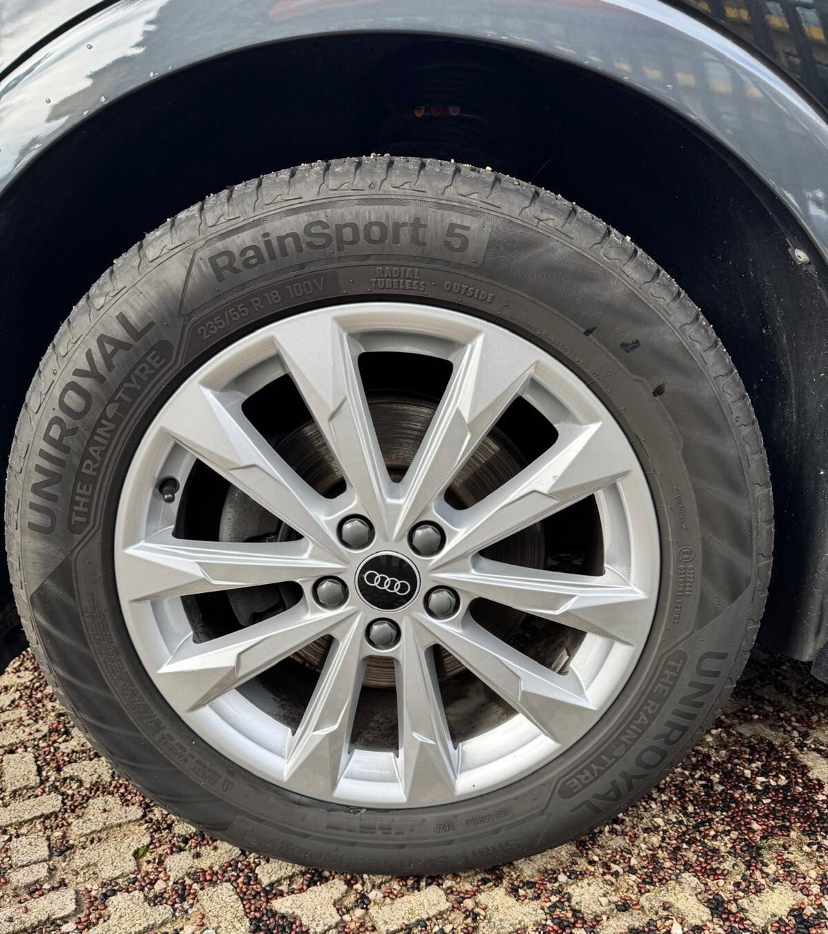 Audi Q3 35 TDI quattro S tronic Business Advanced (2)