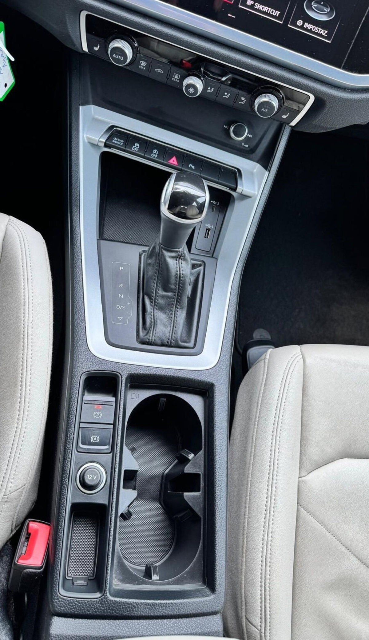 Audi Q3 35 TDI quattro S tronic Business Advanced (7)