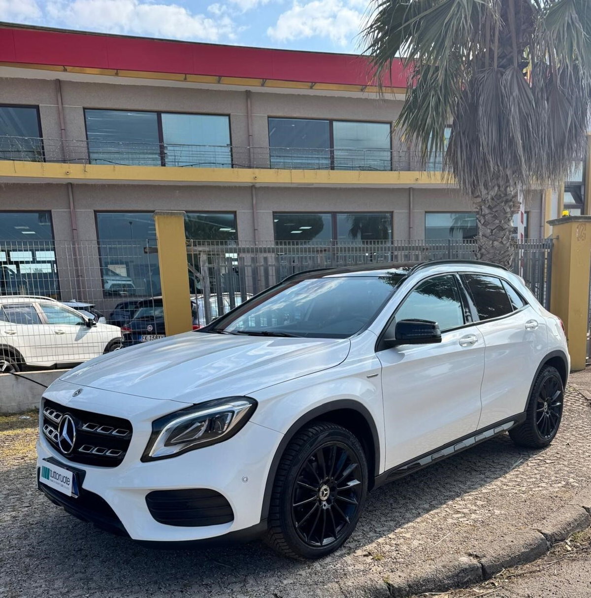 Mercedes-Benz GLA SUV 200 d Automatic Premium