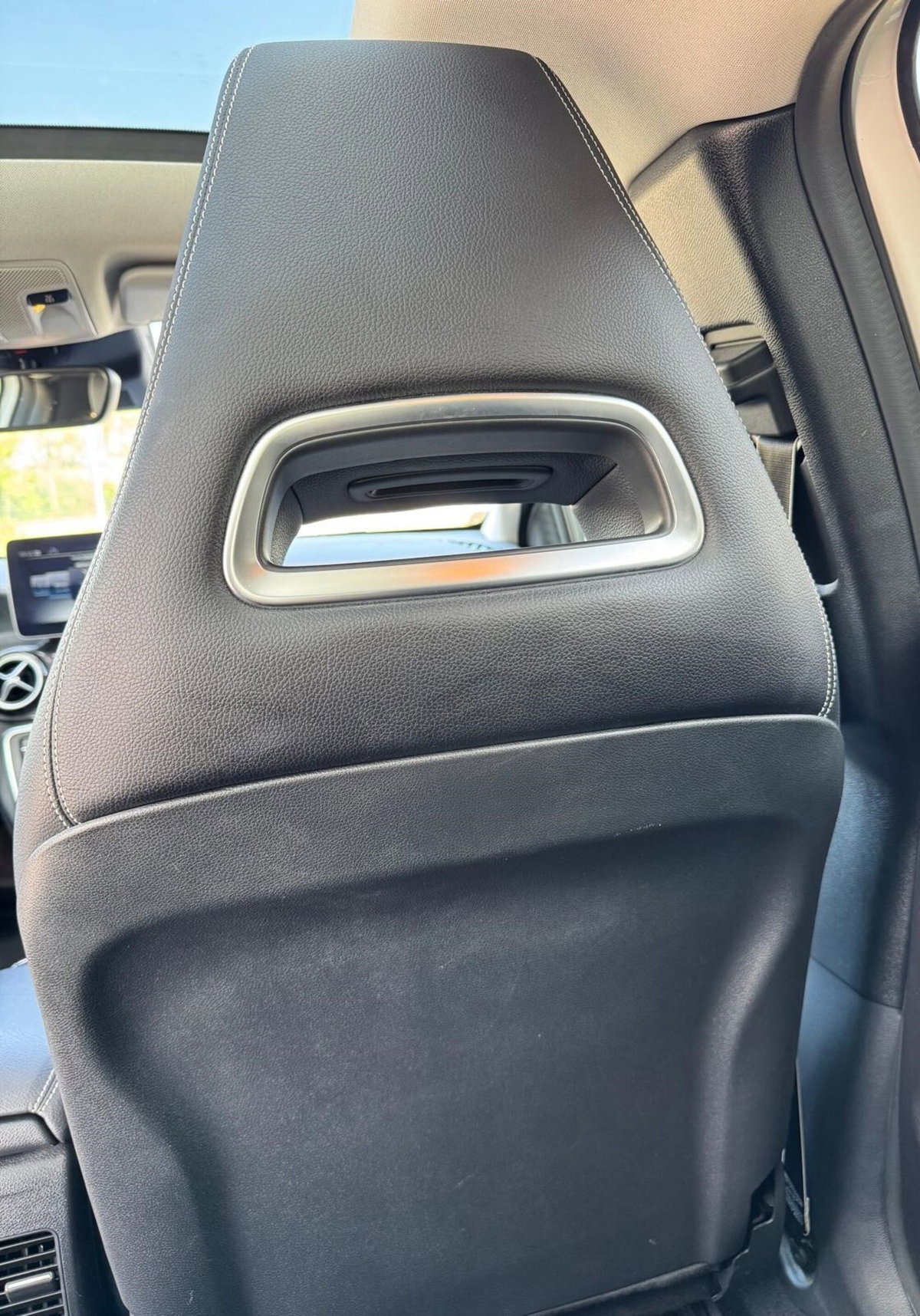 Mercedes-Benz GLA SUV 200 d Automatic Premium (14)