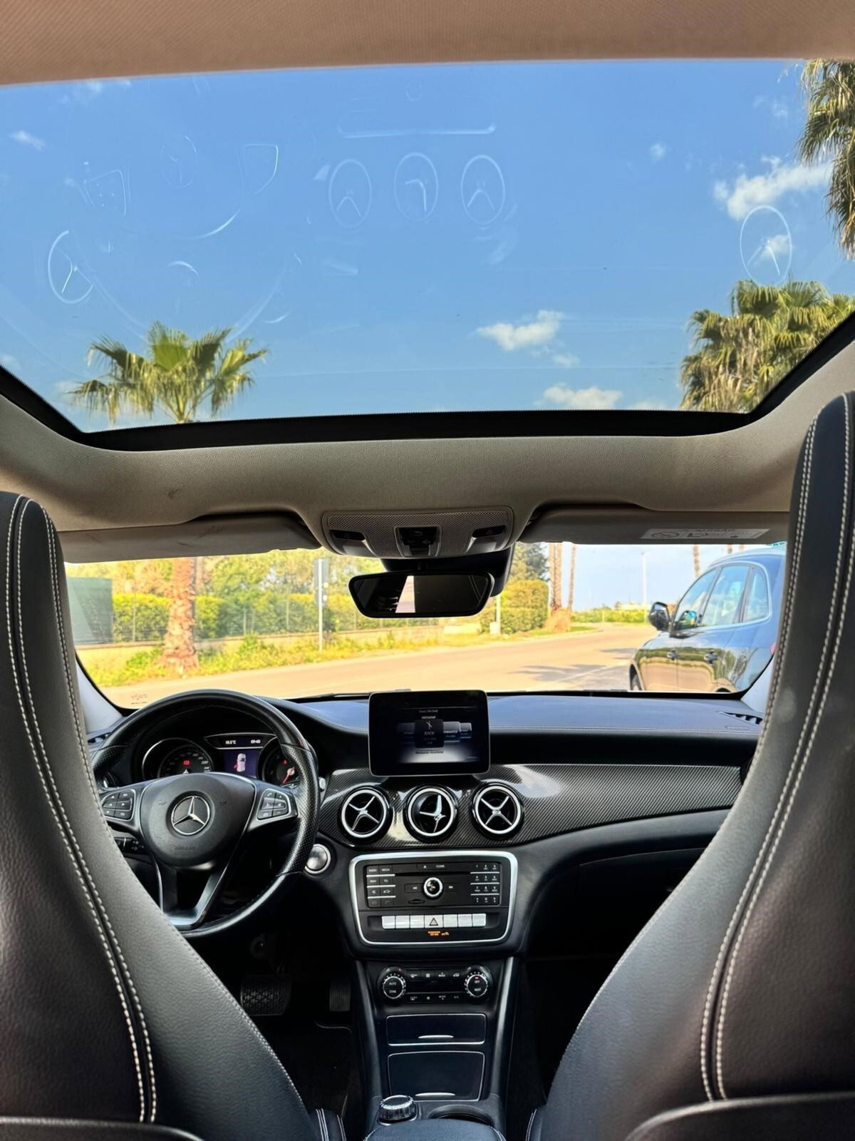 Mercedes-Benz GLA SUV 200 d Automatic Premium (16)