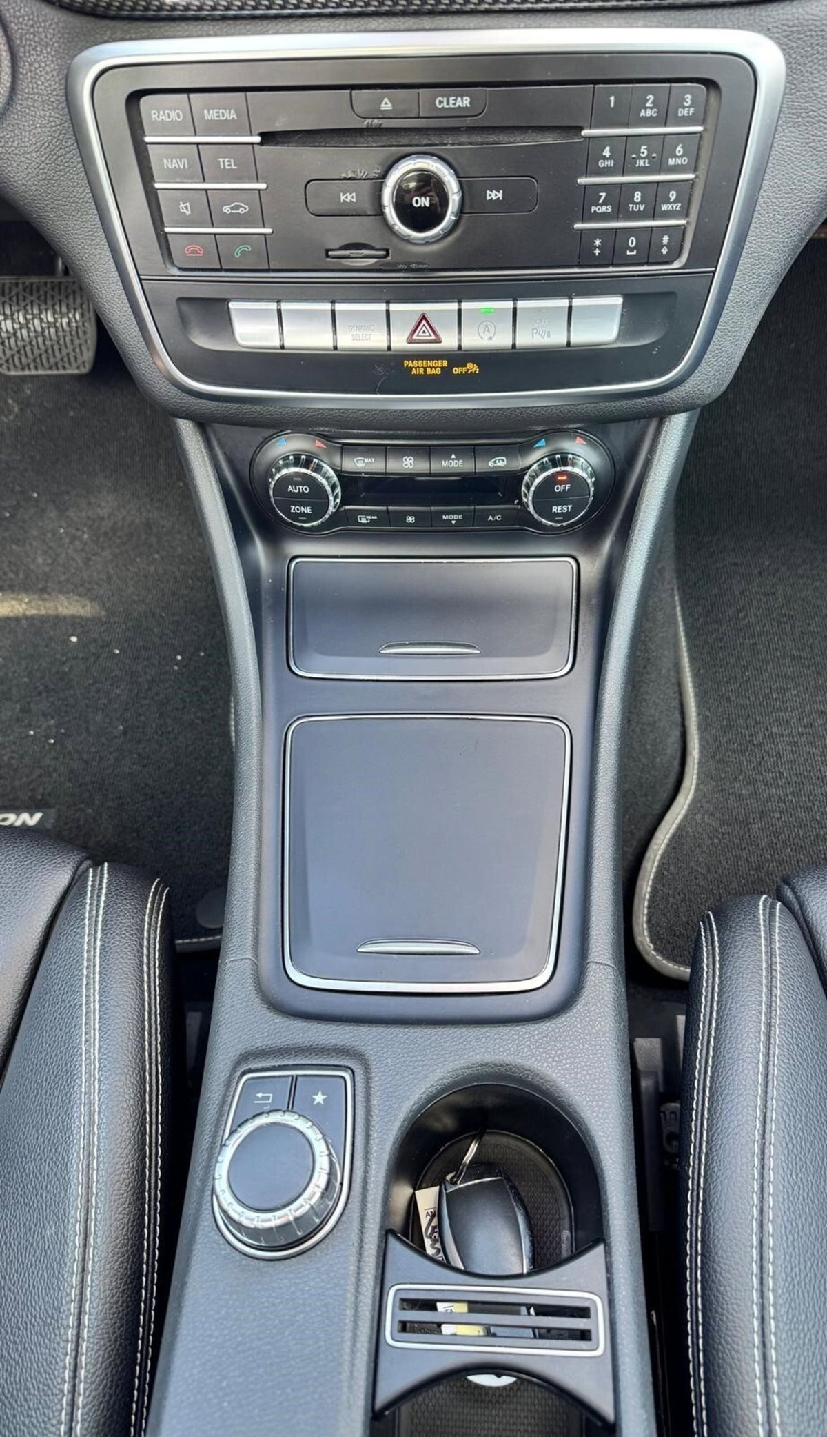 Mercedes-Benz GLA SUV 200 d Automatic Premium (17)