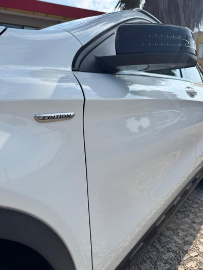 Mercedes-Benz GLA SUV 200 d Automatic Premium (2)