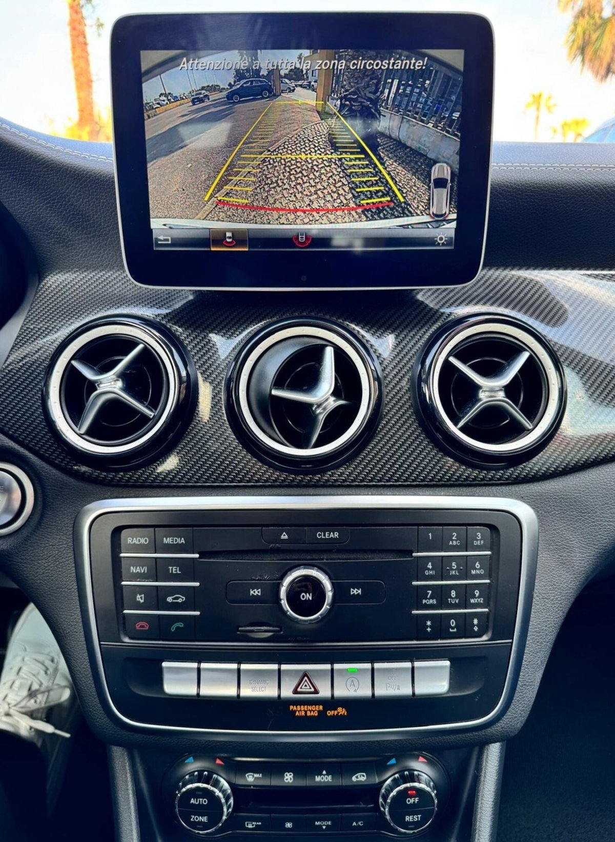 Mercedes-Benz GLA SUV 200 d Automatic Premium (3)