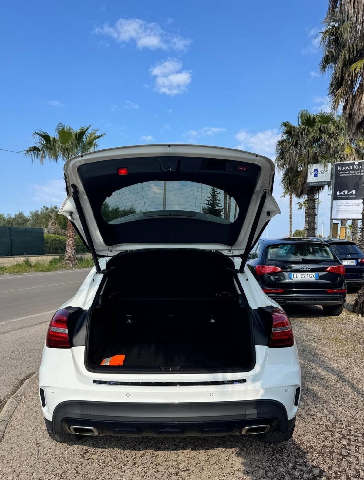 Mercedes-Benz GLA SUV 200 d Automatic Premium (6)