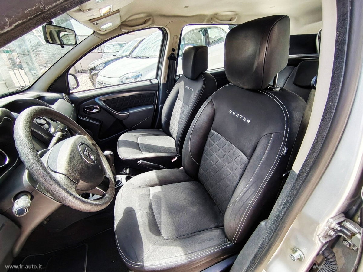 Dacia Duster 1.6 110CV 4x2 Lauréate (10)