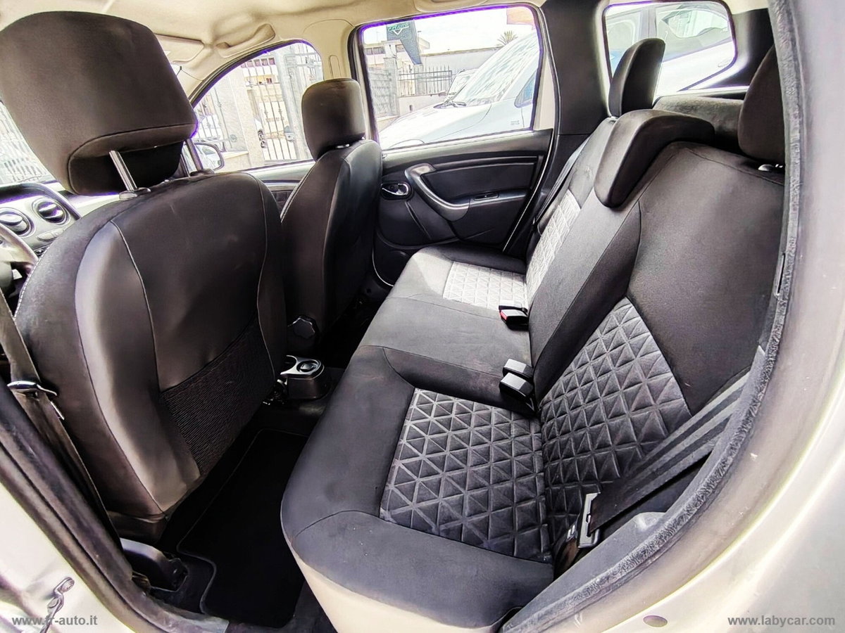 Dacia Duster 1.6 110CV 4x2 Lauréate (14)