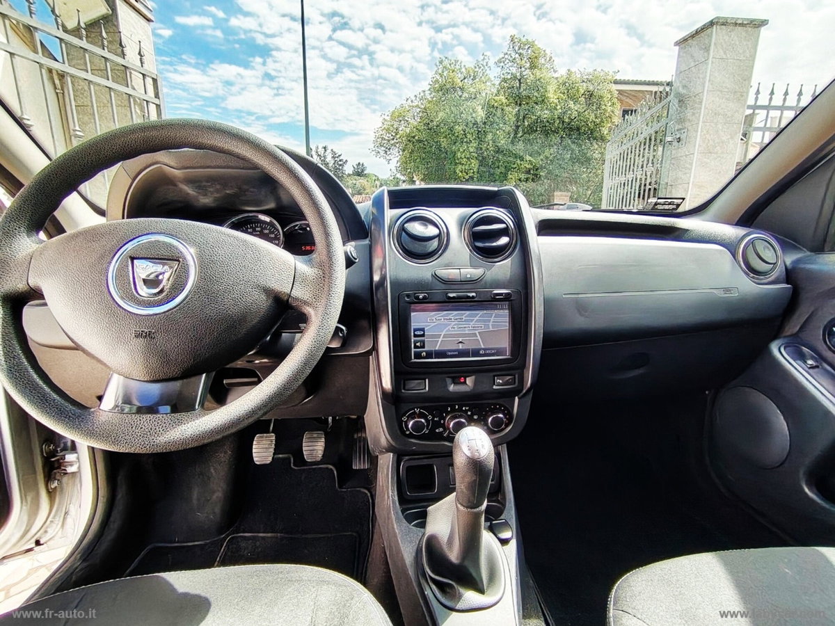 Dacia Duster 1.6 110CV 4x2 Lauréate (4)