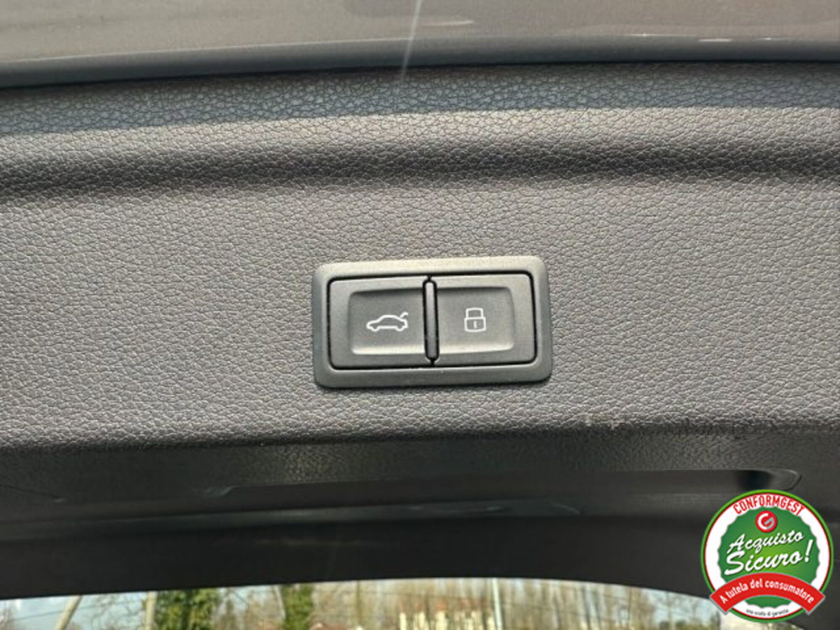 Audi Q3 Sportback 35 TDI quattro S tronic S line edition (16)