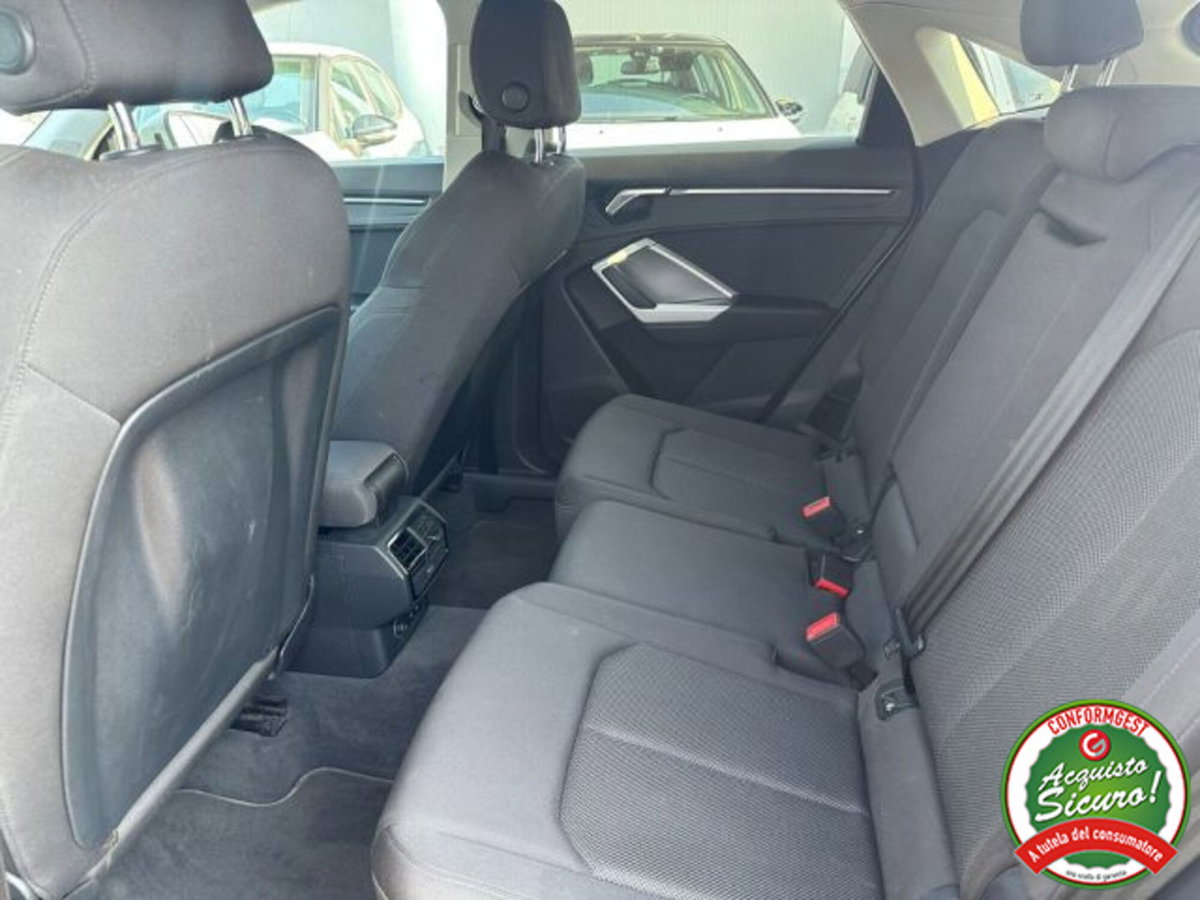 Audi Q3 Sportback 35 TDI quattro S tronic S line edition (9)