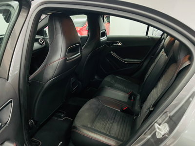 Mercedes-Benz Classe A 180 CDI Automatic Night Edition (15)