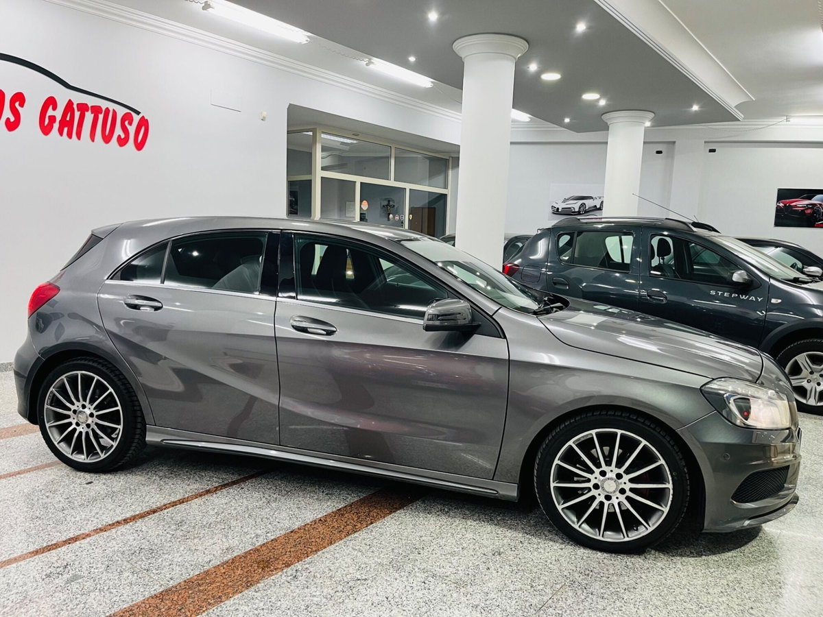 Mercedes-Benz Classe A 180 CDI Automatic Night Edition (4)