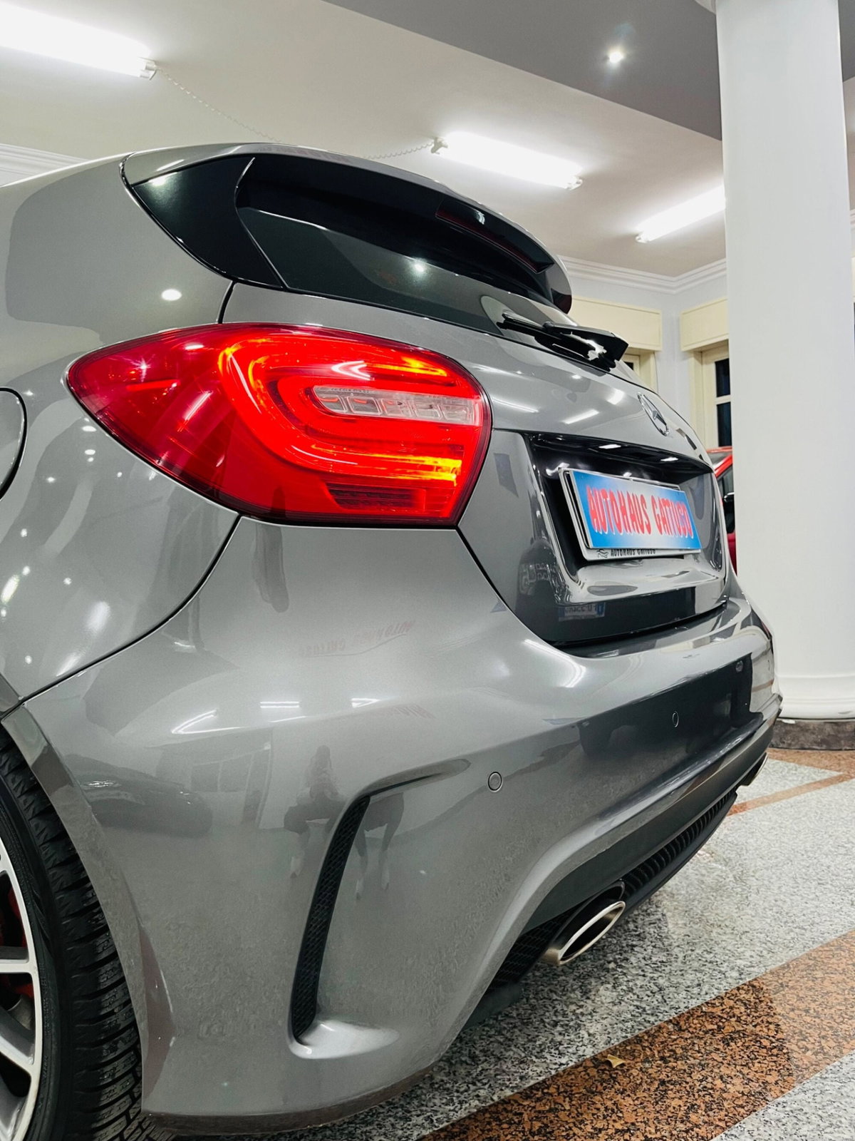 Mercedes-Benz Classe A 180 CDI Automatic Night Edition (7)