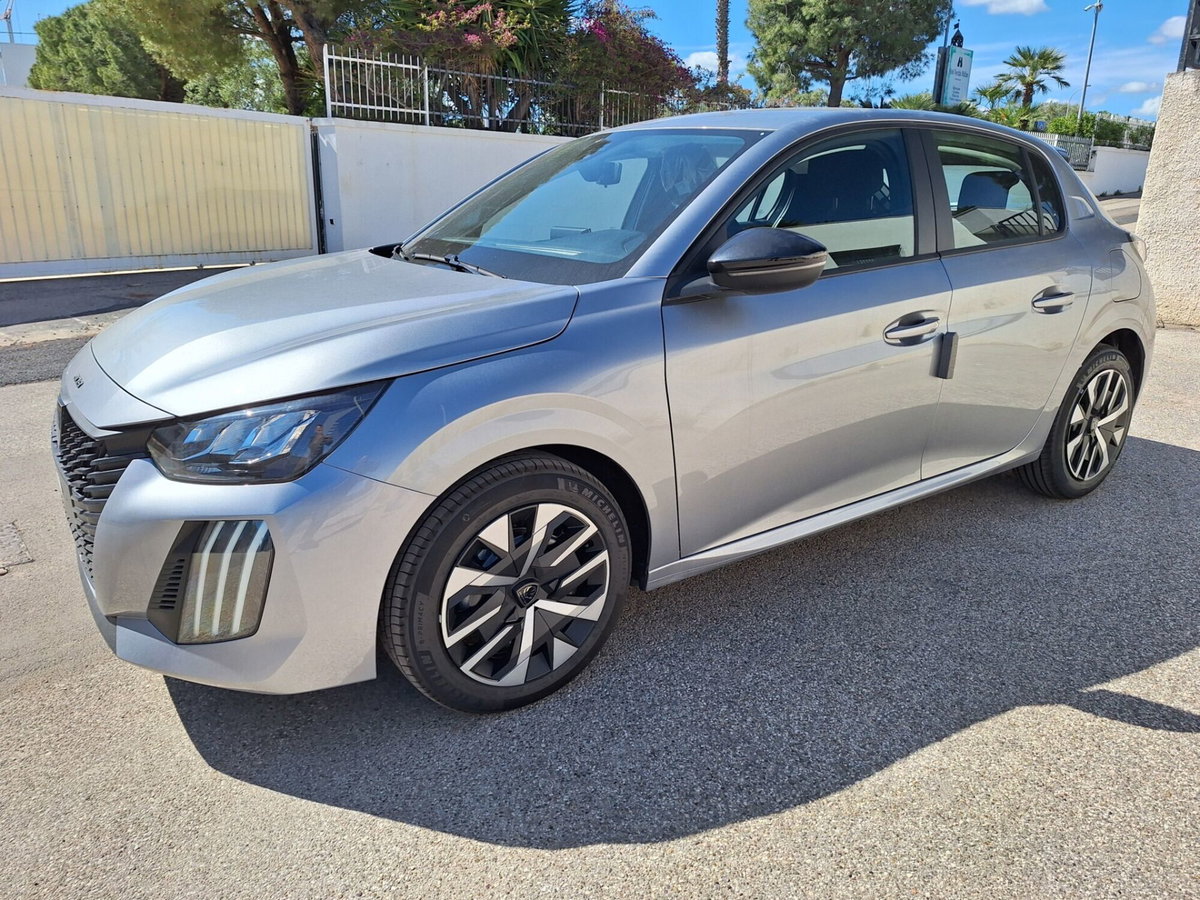 Peugeot 208 1.2 turbo Style 100cv (11)