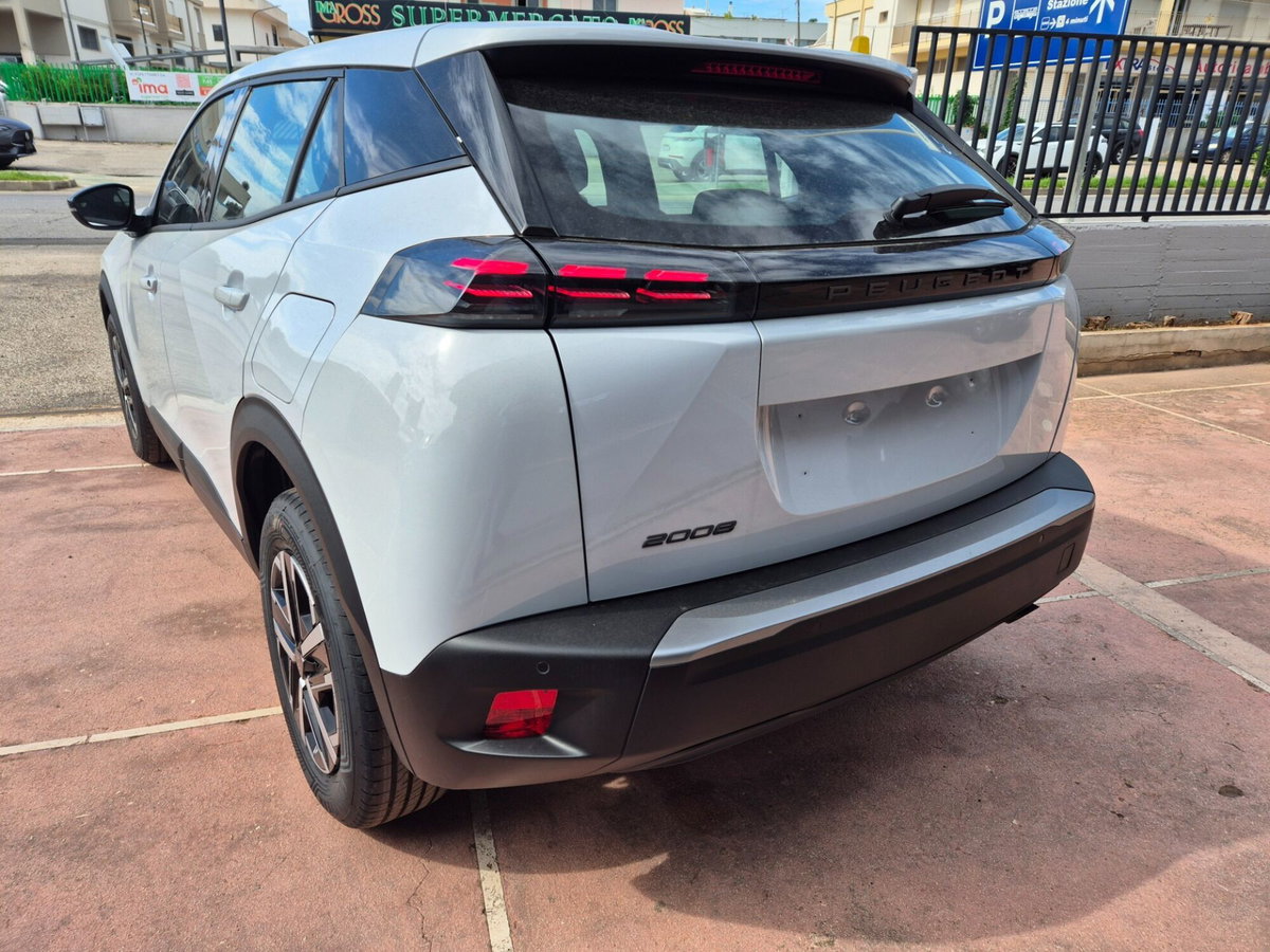 Peugeot 2008 1.2 hybrid Style 110cv e-dcs6 (17)