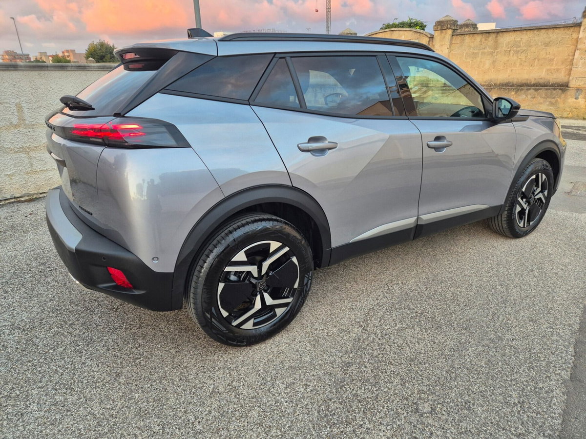 Peugeot 2008 1.2 hybrid Allure 110cv e-dcs6 (10)