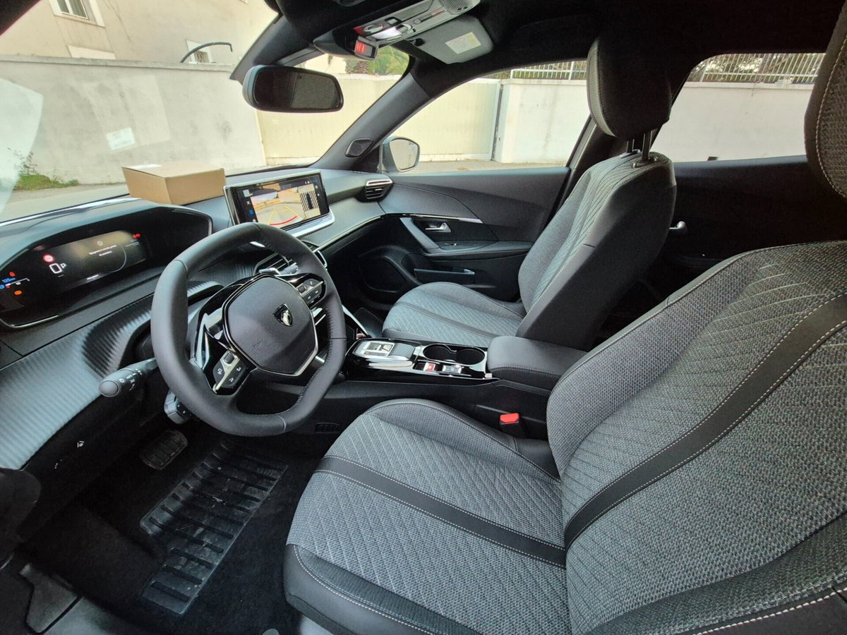 Peugeot 2008 1.2 hybrid Allure 110cv e-dcs6 (19)