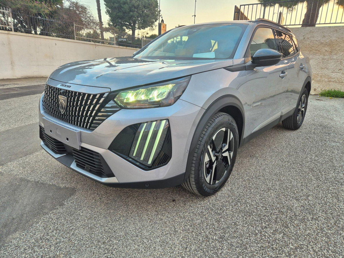 Peugeot 2008 1.2 hybrid Allure 110cv e-dcs6 (2)