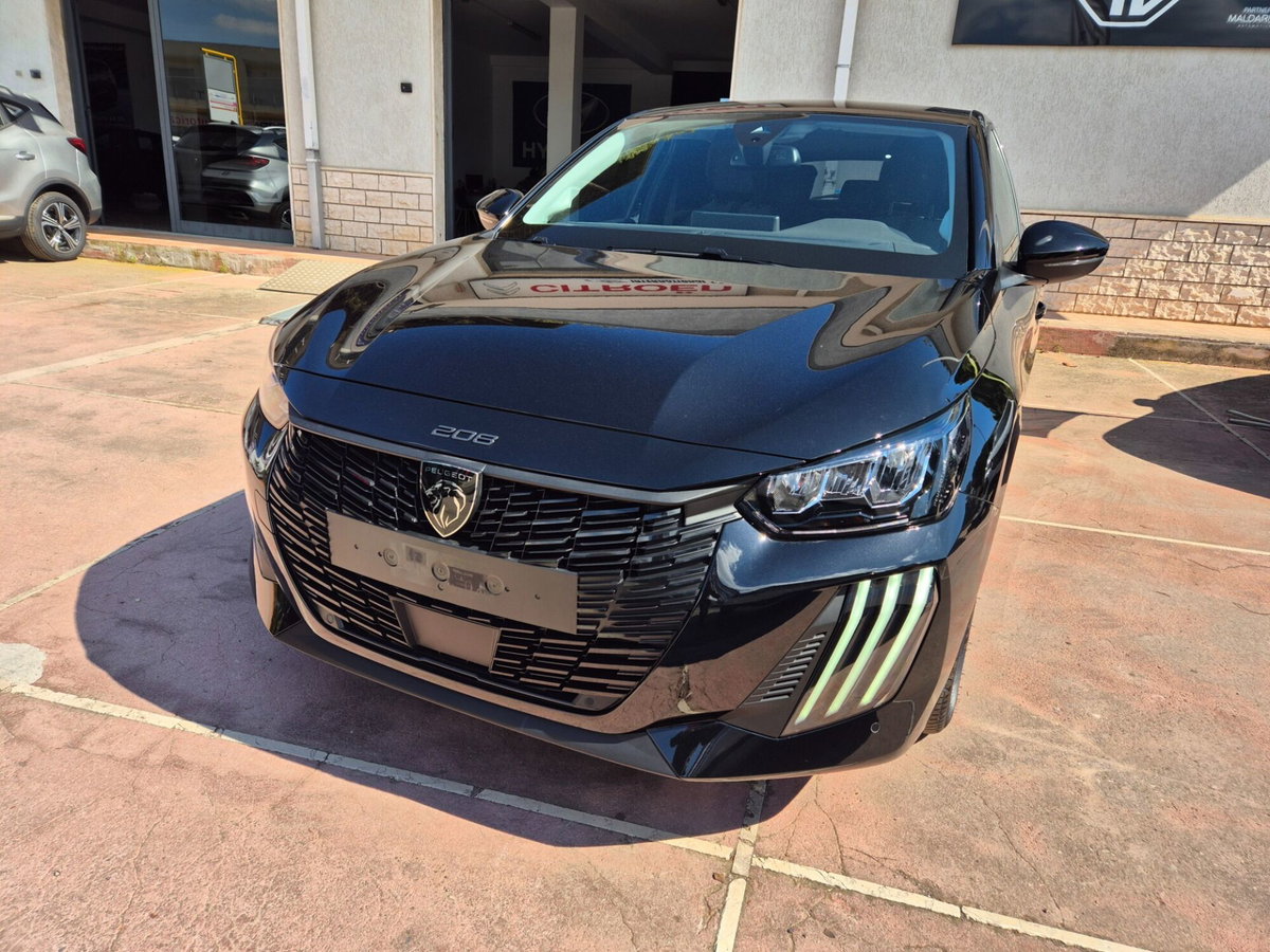 Peugeot 208 1.2 turbo Allure 100cv (2)