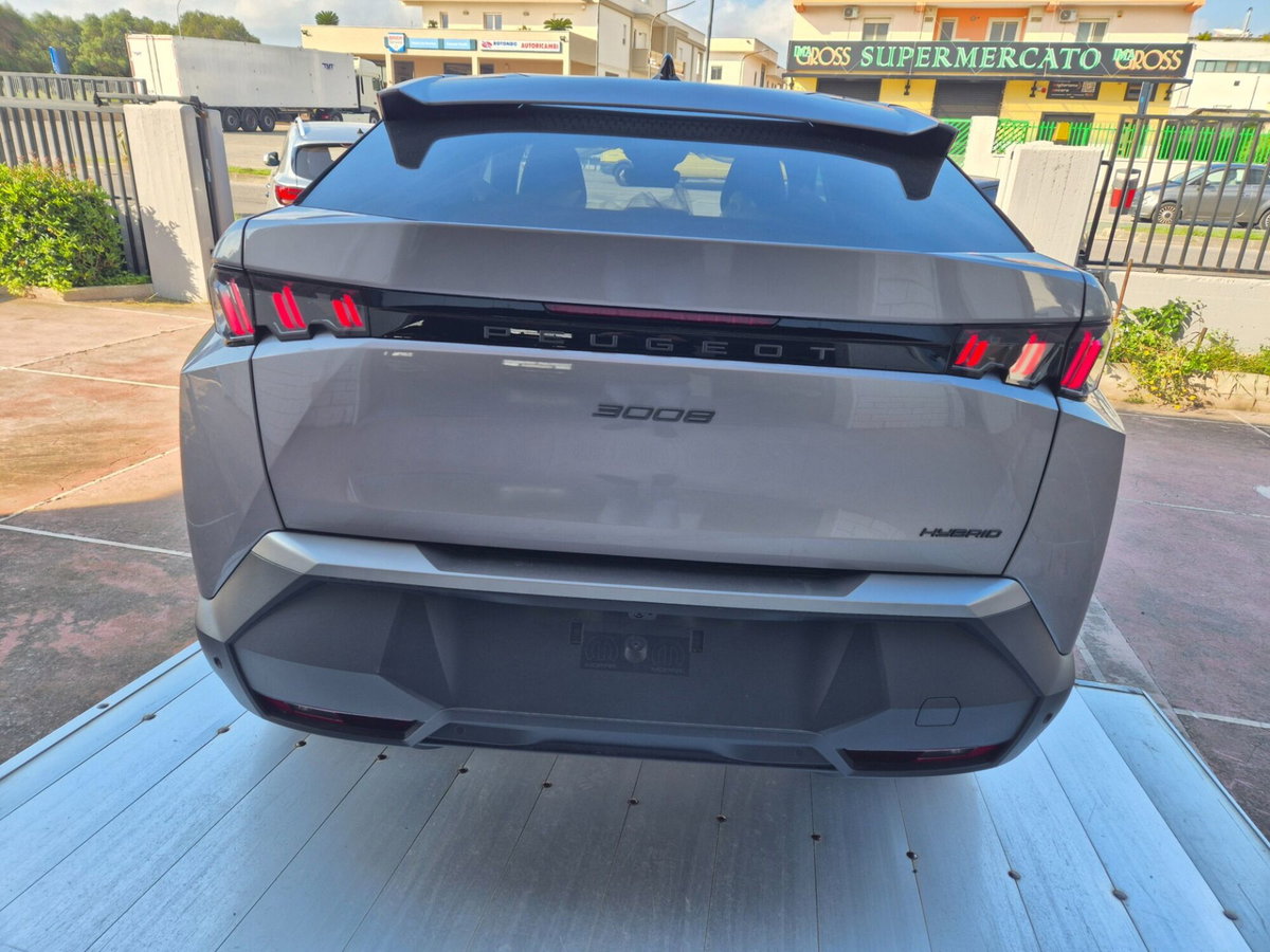 Peugeot 3008 1.2 hybrid Allure 145cv e-dcs6 (14)