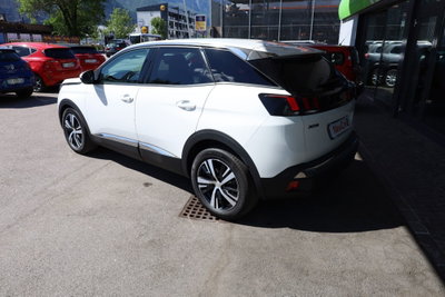 Peugeot 3008 BlueHDi 130 S&S Allure (4)