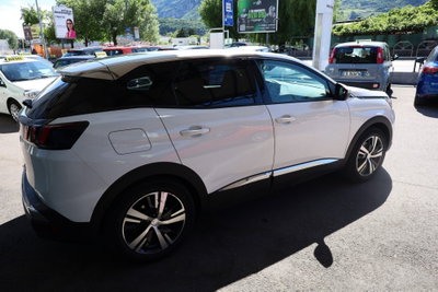Peugeot 3008 BlueHDi 130 S&S Allure (6)