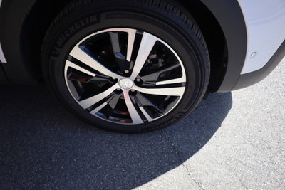 Peugeot 3008 BlueHDi 130 S&S Allure (7)