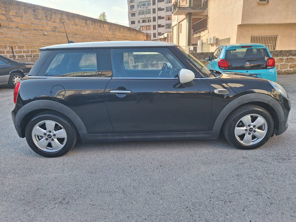 MINI Mini 1.5 Cooper D (11)