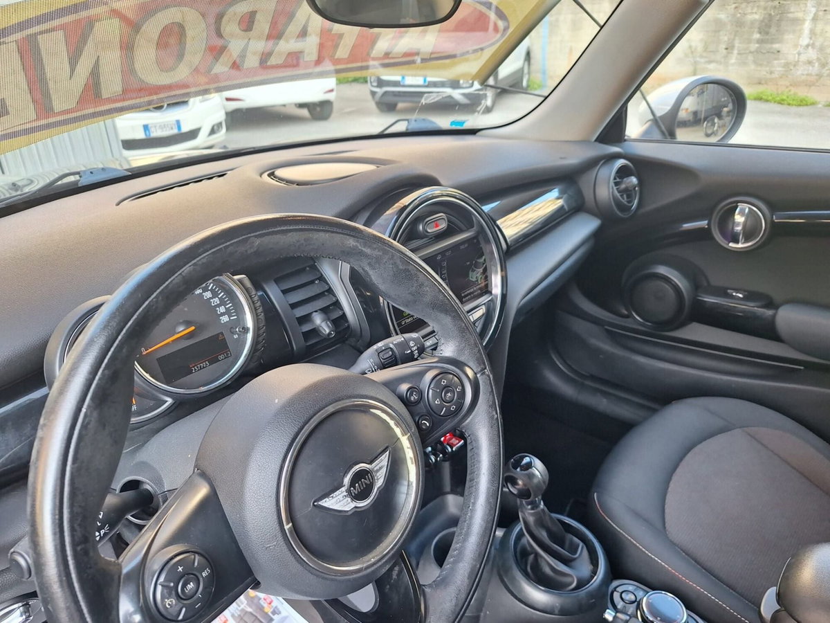 MINI Mini 1.5 Cooper D (14)