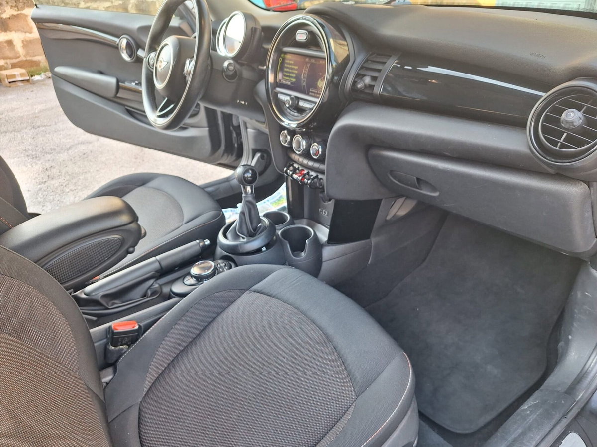 MINI Mini 1.5 Cooper D (19)