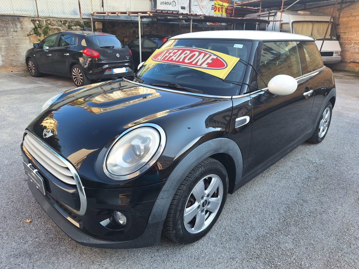 MINI Mini 1.5 Cooper D (2)