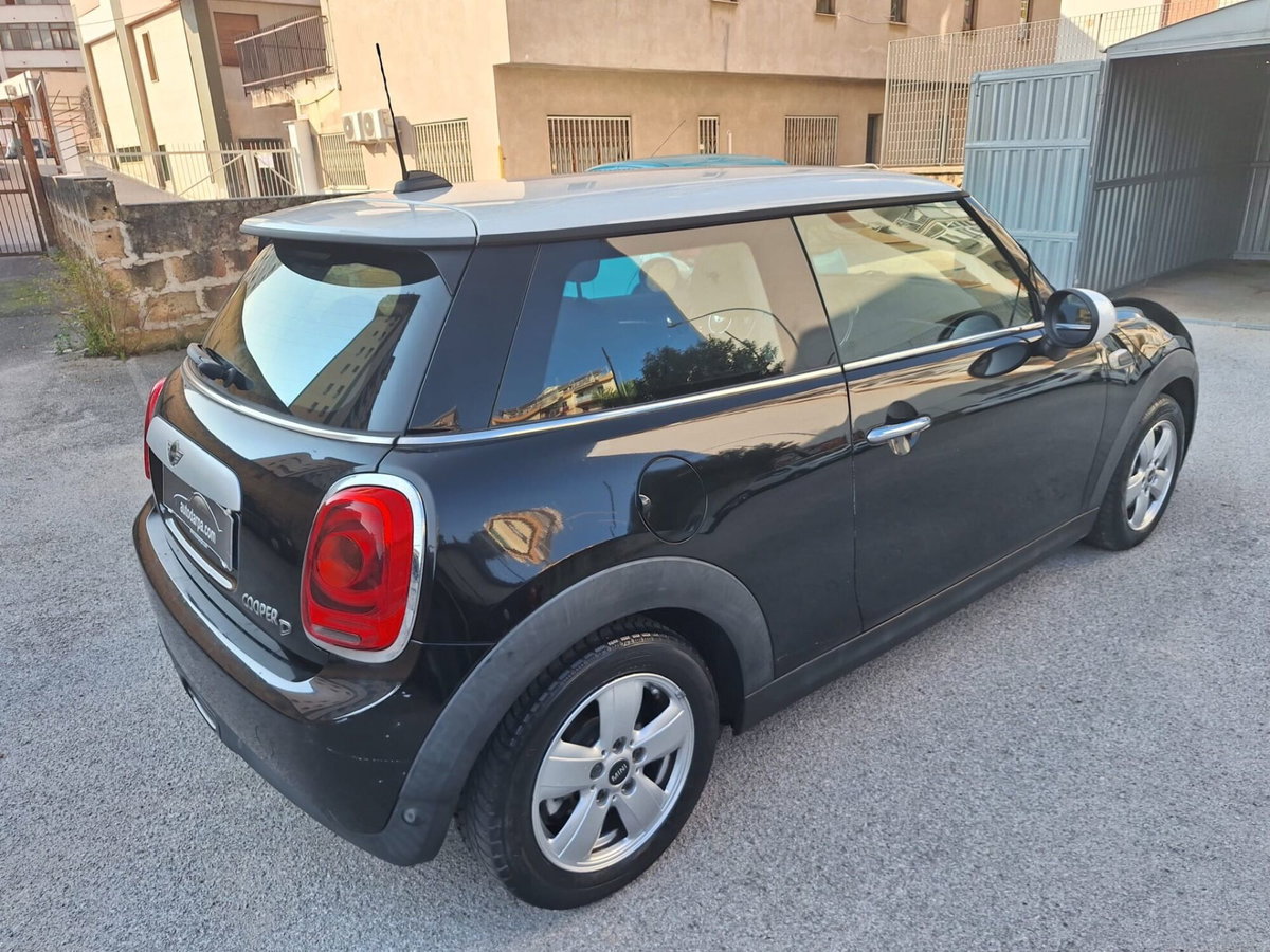 MINI Mini 1.5 Cooper D (6)