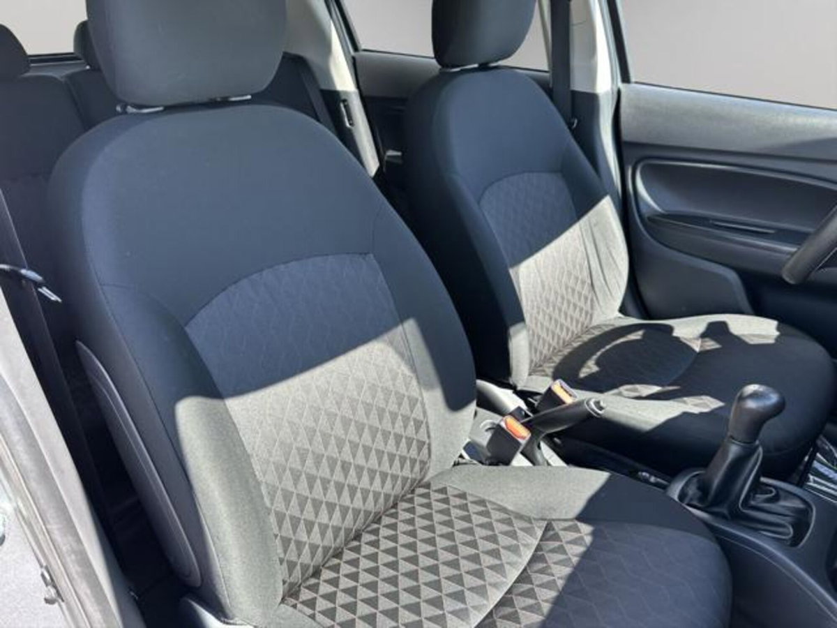 Mitsubishi Space Star 1.2 Intense SDA (16)