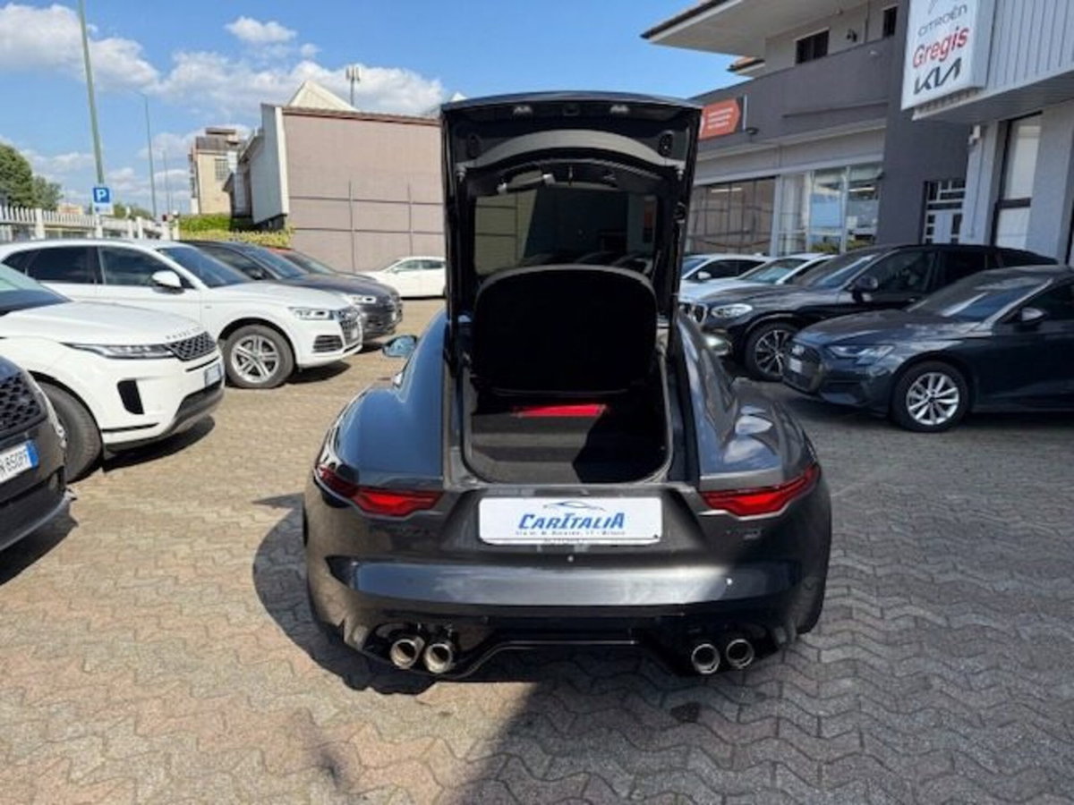 Jaguar F-Type Coupé 5.0 V8 450 CV aut Coupé R-Dynamic Black (10)