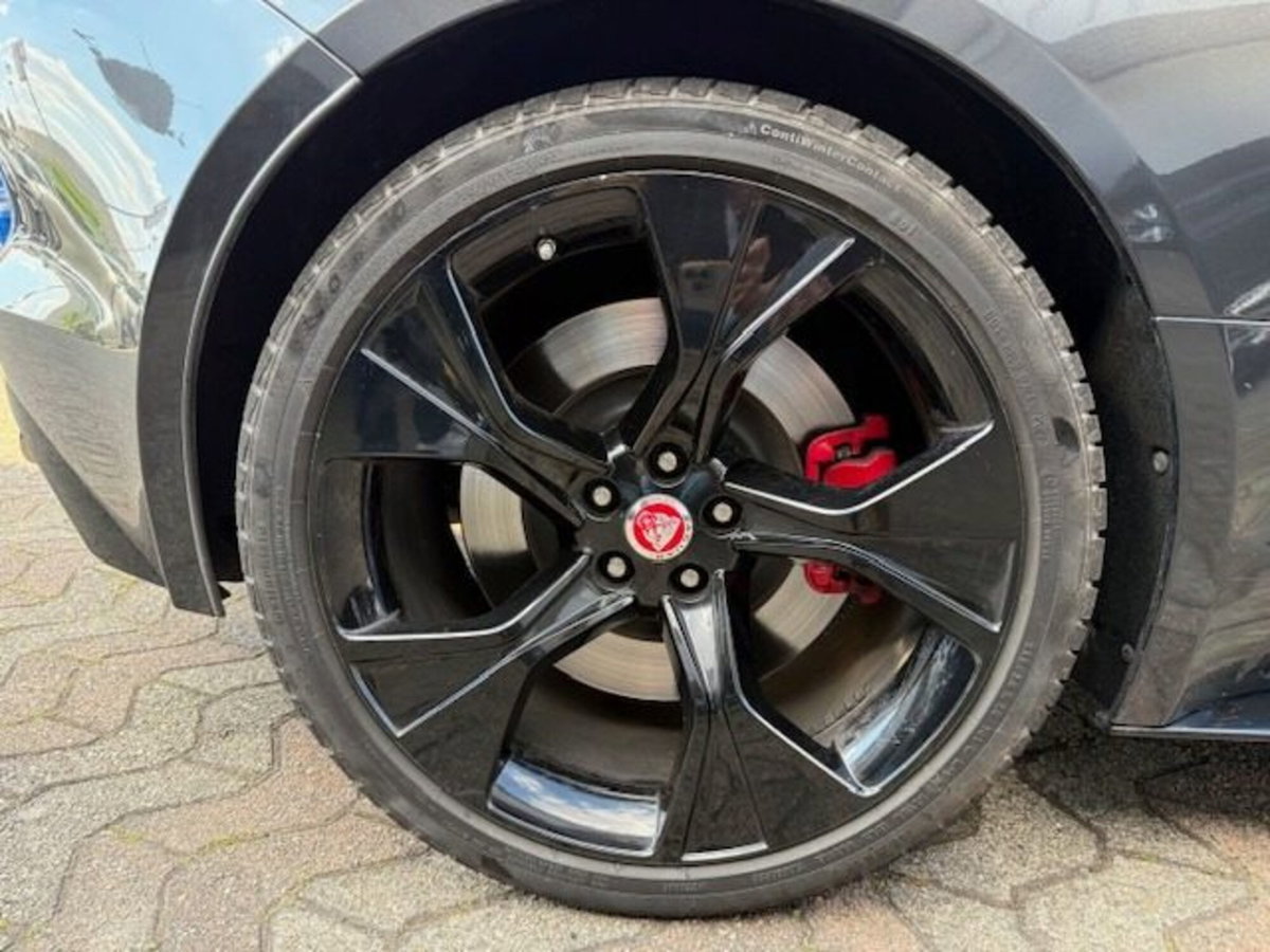 Jaguar F-Type Coupé 5.0 V8 450 CV aut Coupé R-Dynamic Black (11)