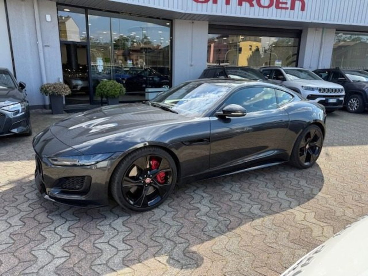 Jaguar F-Type Coupé 5.0 V8 450 CV aut Coupé R-Dynamic Black (7)