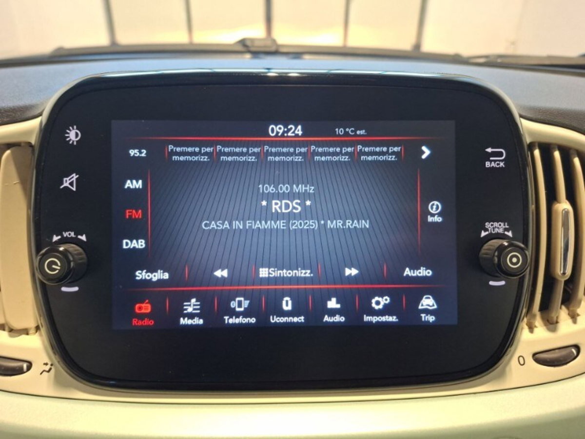 Fiat 500 1.0 Hybrid Club (14)