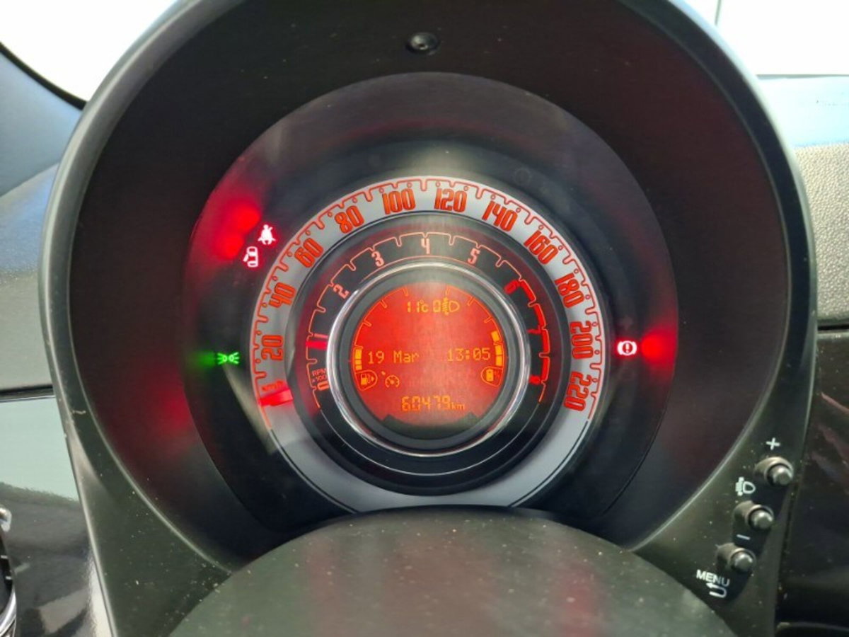 Fiat 500 1.0 Hybrid Connect (14)