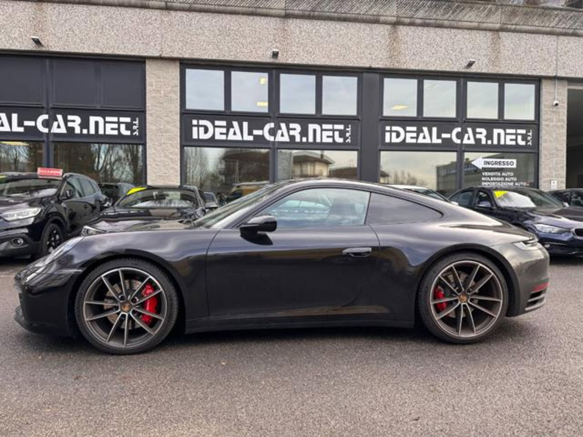 Porsche 911 Coupé Coupe 3.0 Carrera 4S (2)