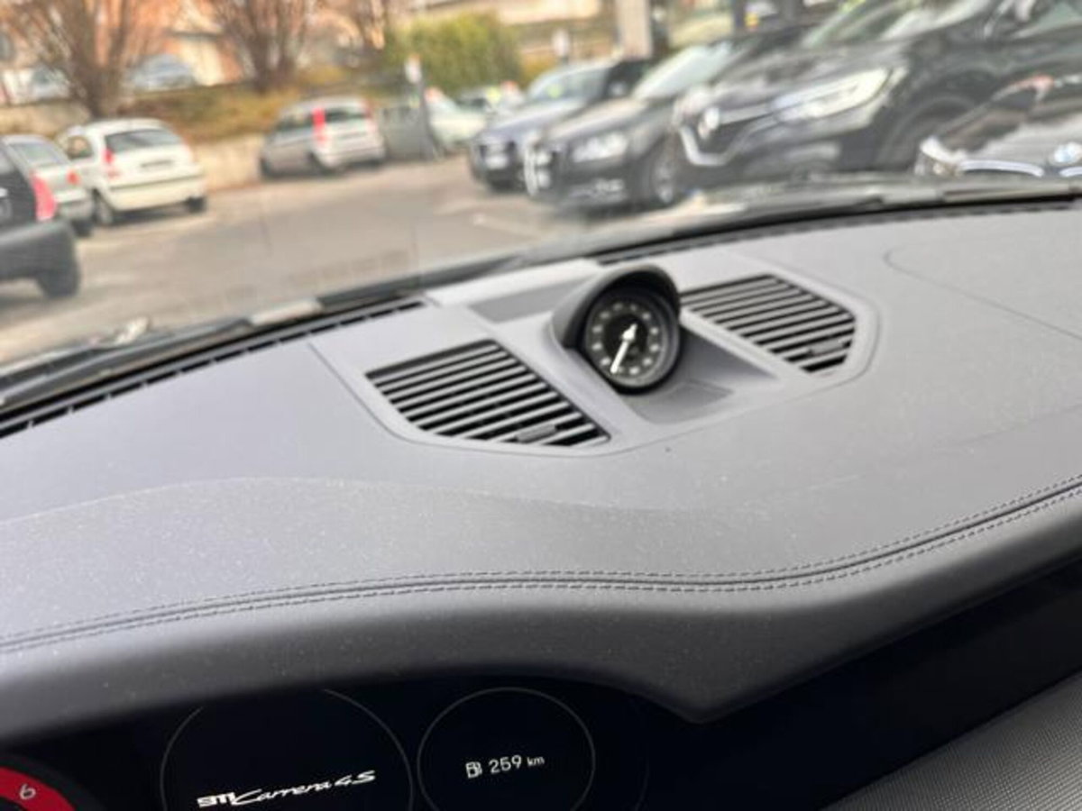 Porsche 911 Coupé Coupe 3.0 Carrera 4S (9)
