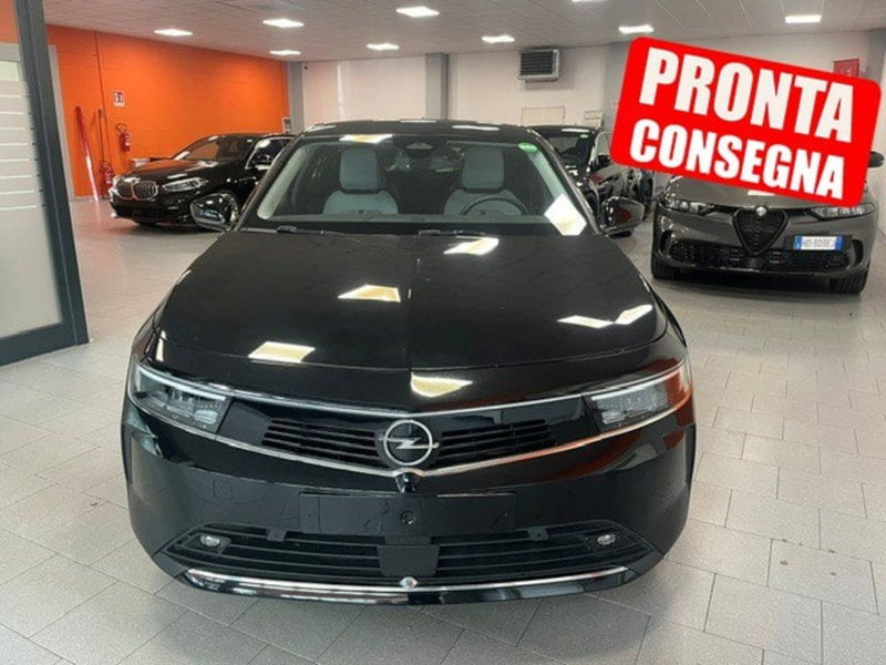 Opel Astra 1.2 Turbo 110 CV Elegance
