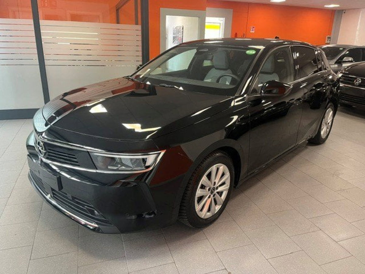 Opel Astra 1.2 Turbo 110 CV Elegance (3)