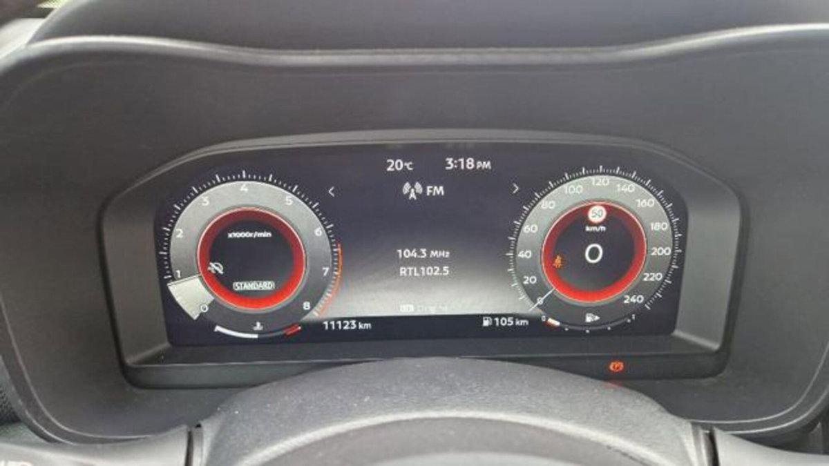 Nissan Juke 1.0 dig-t N-Connecta 114cv (20)
