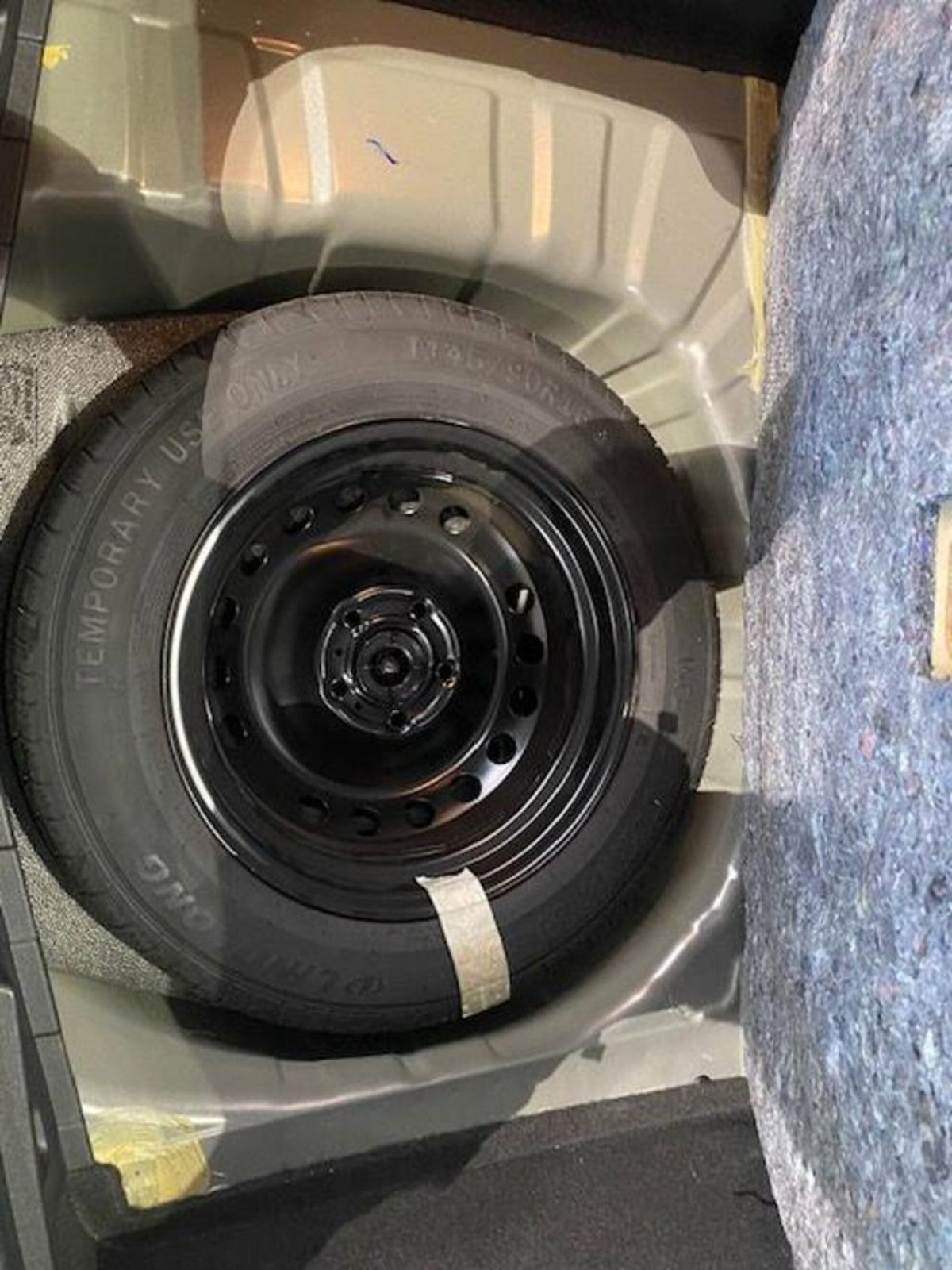 Nissan Juke 1.0 dig-t N-Connecta 114cv (10)
